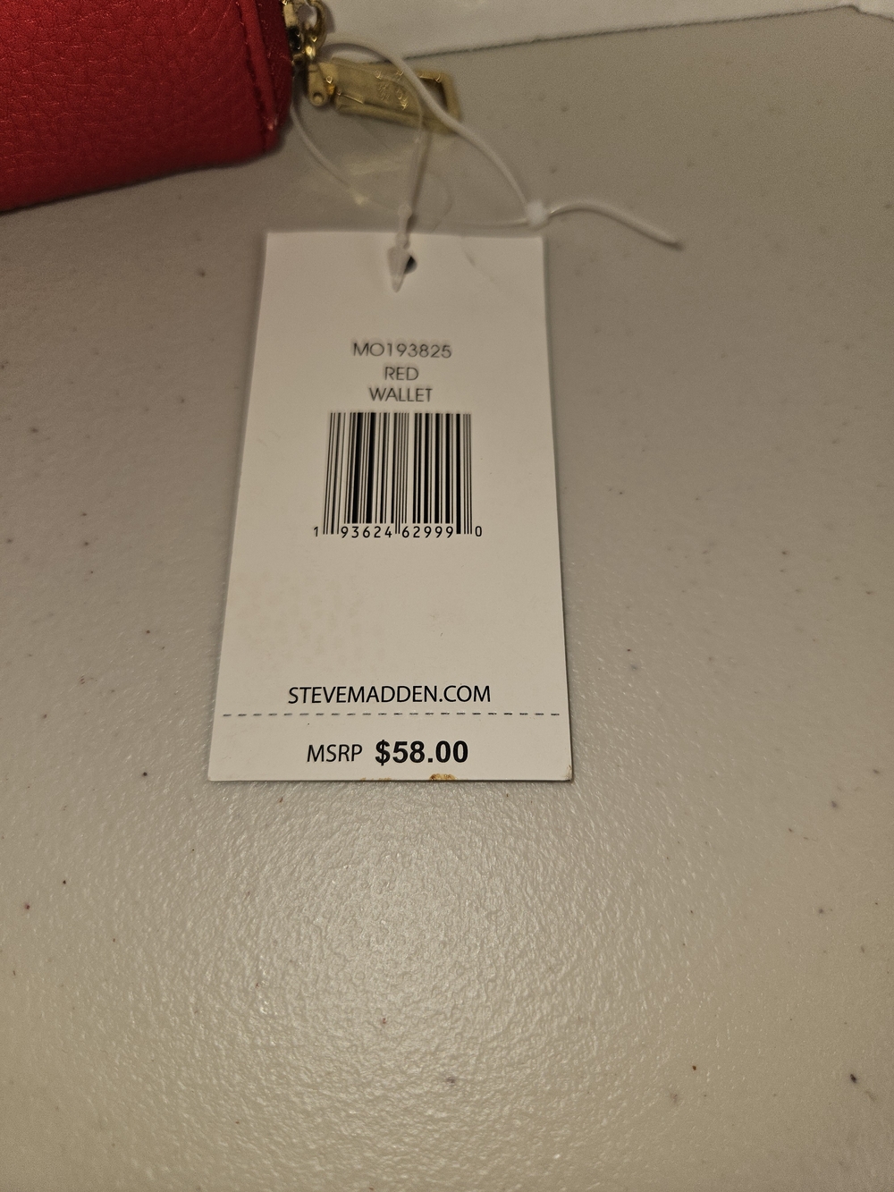 NWT Steve Madden Red Pebbled Zip Wallet with Gold Accent - Picture 5 of 12